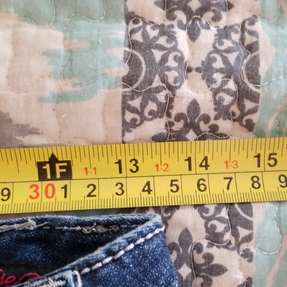 Rock and Roll Cowgirl Remid rise .. 27x32.5